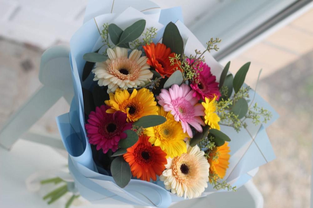 Букет цветов из: Герберы в Джедугхабль