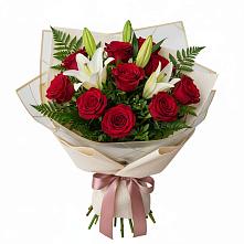 Букет цветов из:  Лилии и Розы в Джедугхабль