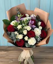 Букет цветов из:  Розы и Альстромерии в Джедугхабль