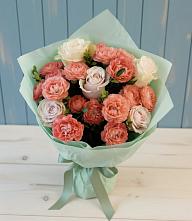 Букет цветов из:  Розы в Джедугхабль