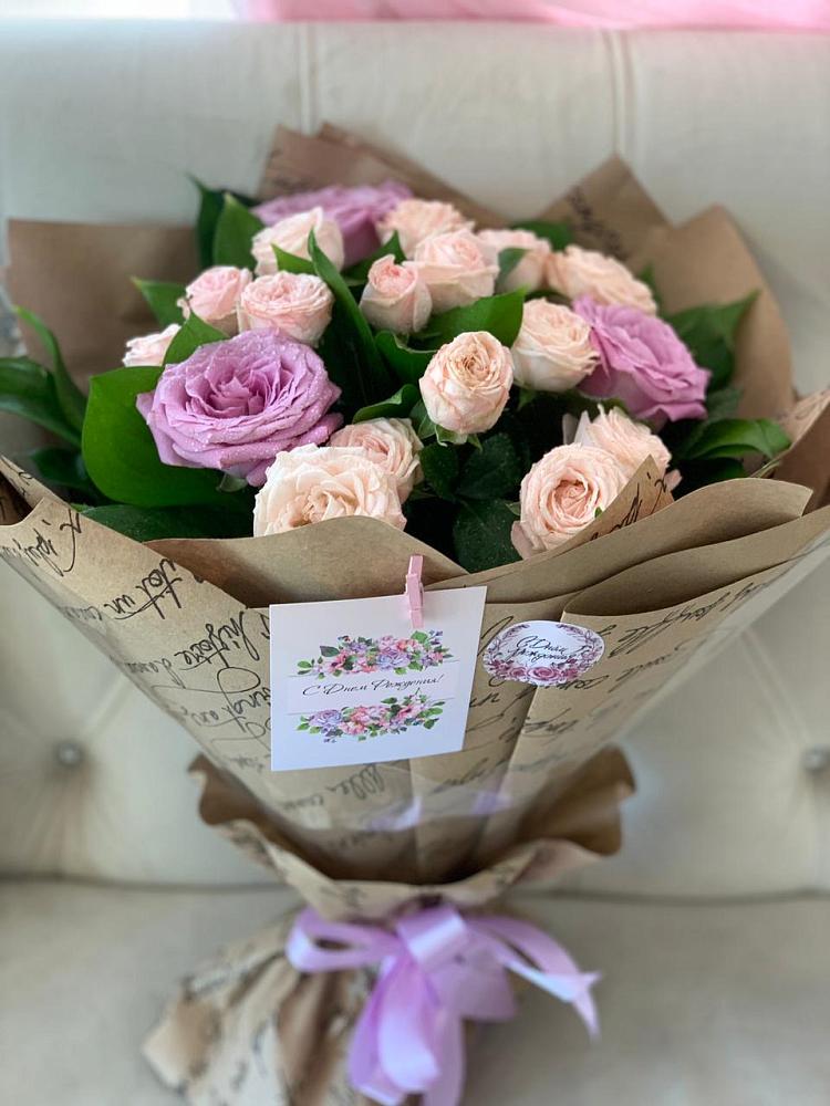 Букет цветов из: Розы в Джедугхабль