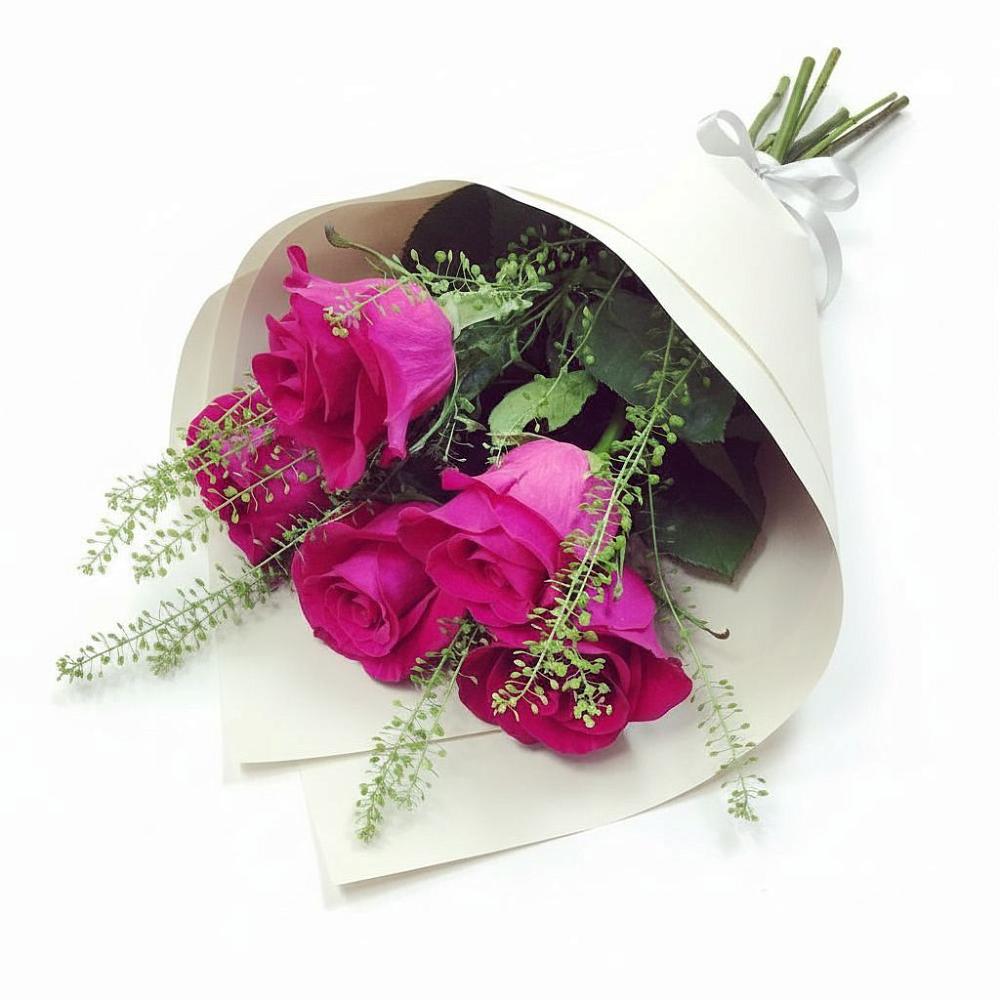 Букет цветов из: Розы в Джедугхабль