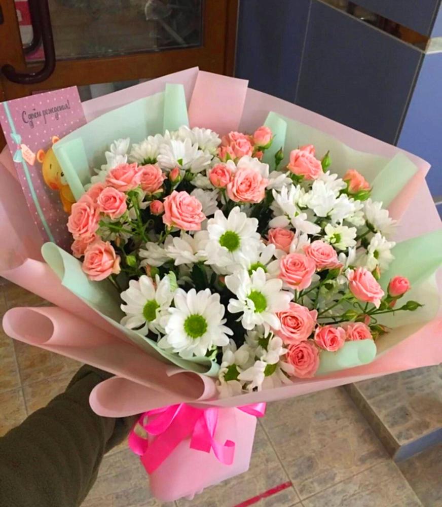 Букет цветов из: Розы и Хризантемы в Джедугхабль