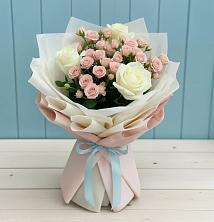 Букет цветов из:  Розы в Джедугхабль