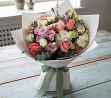 Букет цветов из:  Розы, Лизиантусы и Гвоздики в Джедугхабль