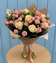 Букет цветов из:  Розы в Джедугхабль