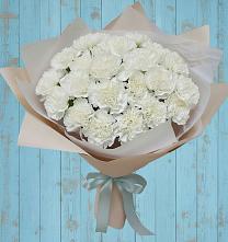 Букет цветов из:  Гвоздики в Джедугхабль